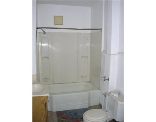 710 Evergreen Road Millvale, PA 15209 - Photo 9 of 11 Full Bath.