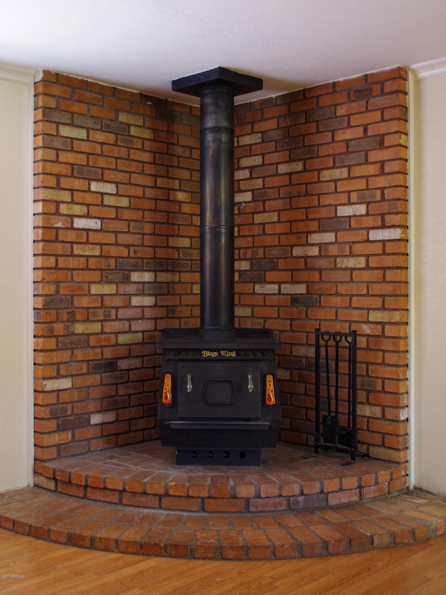 1806 North McLane Road Payson, AZ 85541 - Photo 3 of 7 Woodstove in Living Room