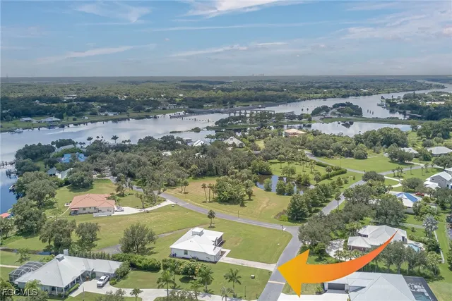 $549,000 | 18111 Riverchase Court, Alva, FL 33920