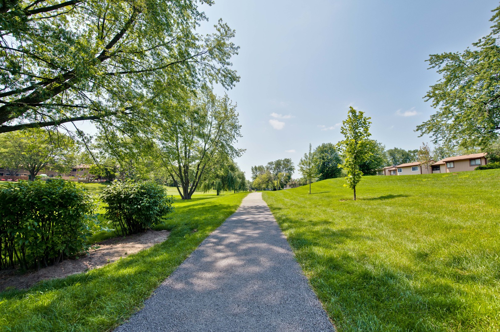 627 Acadia Court Roselle, IL 60172 - Photo 24 of 26