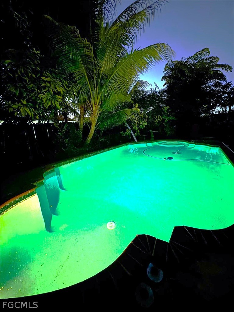 28640 Southwest 142nd Avenue Homestead, FL 33033 - Photo 1 of 20