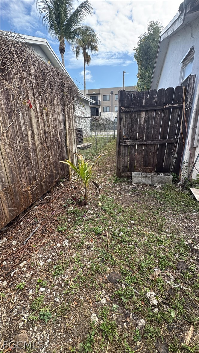 28640 Southwest 142nd Avenue Homestead, FL 33033 - Photo 8 of 20
