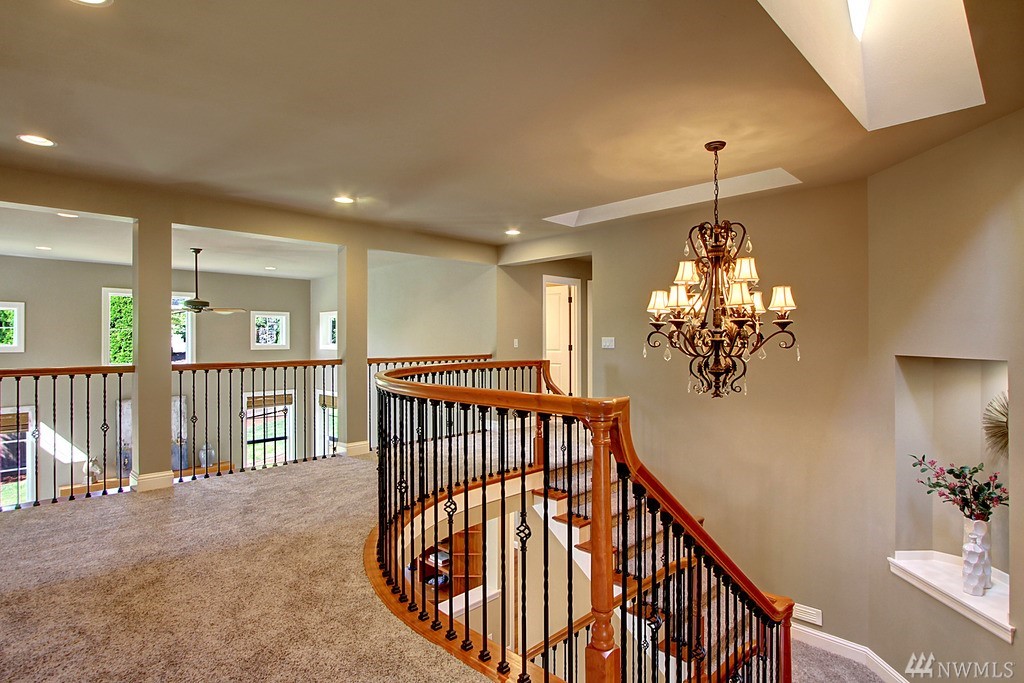 10310 Northeast 194th Street Bothell, WA 98011 - Photo 14 of 25