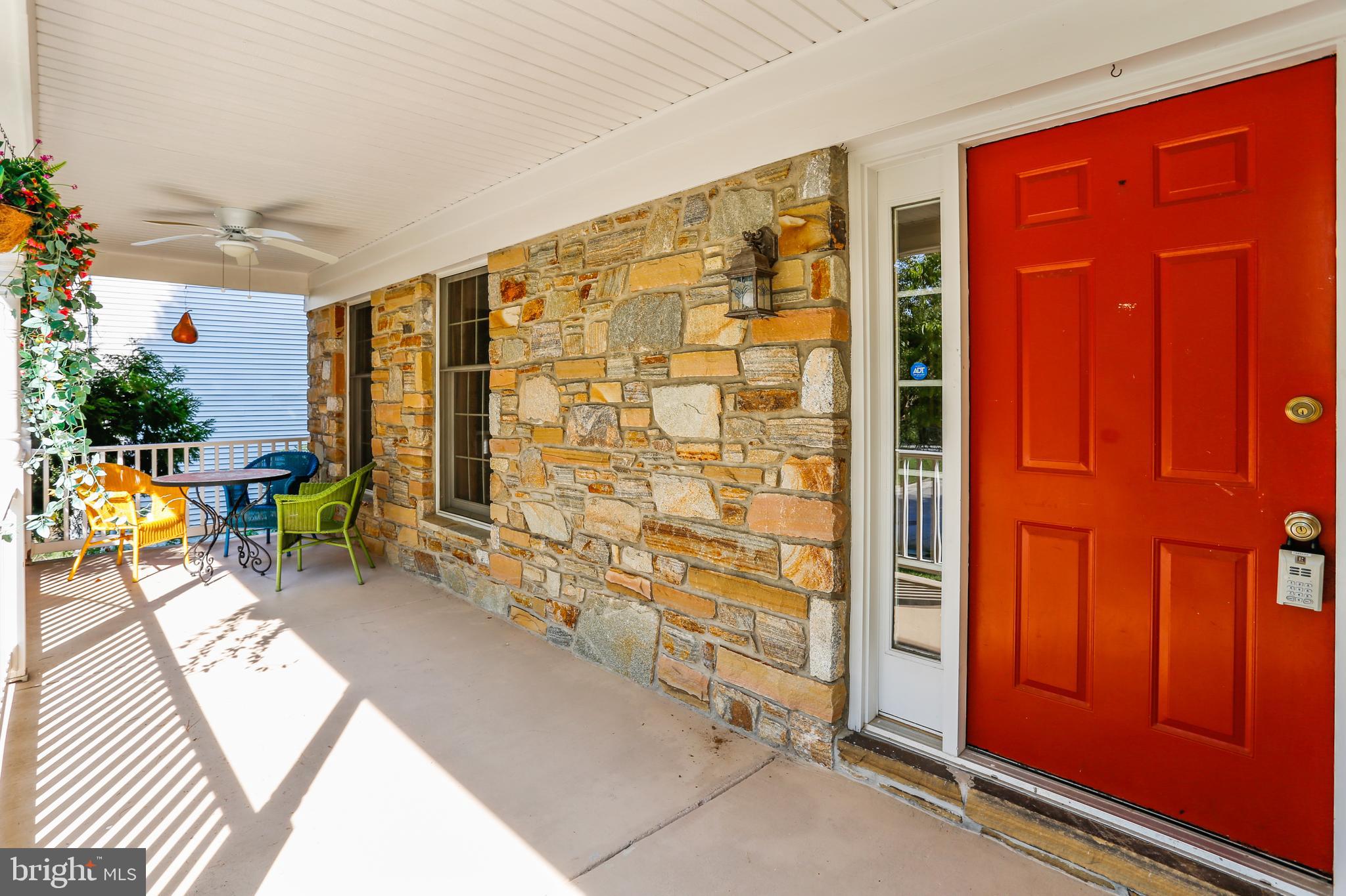 11 Highfields Drive Baltimore, MD 21228 - Photo 2 of 24