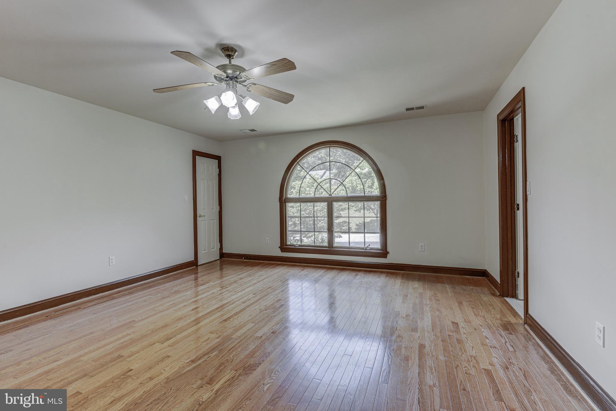 2172 Misty Meadow Road Finksburg, MD 21048 - Photo 82 of 118 Bedroom 3 - hardwoods, full bath attached.