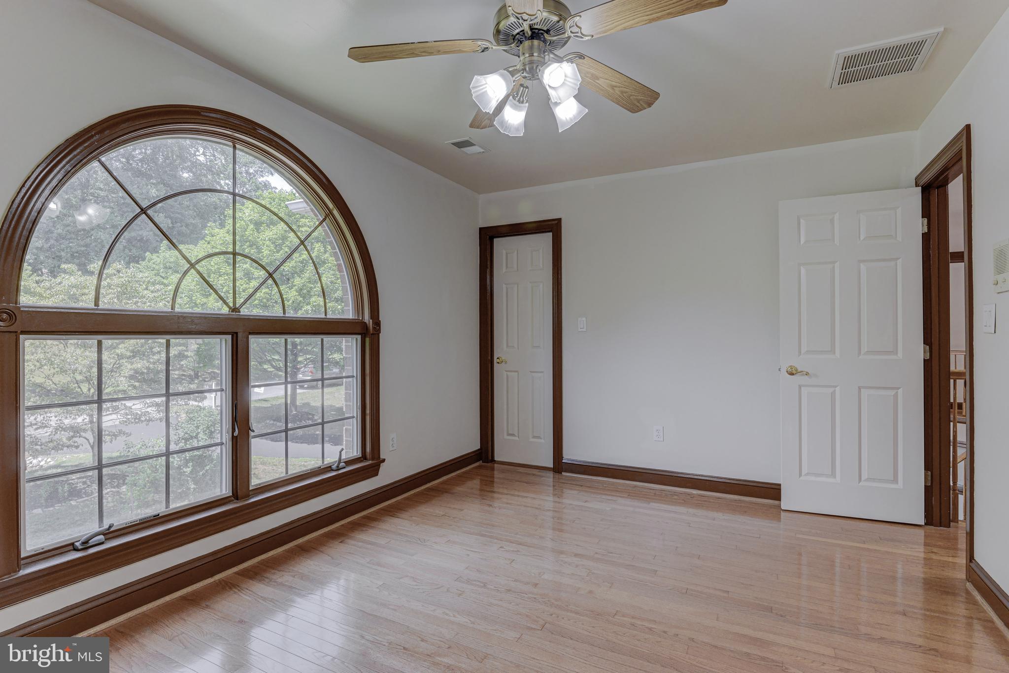 2172 Misty Meadow Road Finksburg, MD 21048 - Photo 86 of 118 Bedroom 2 - hardwoods, full bath attached.
