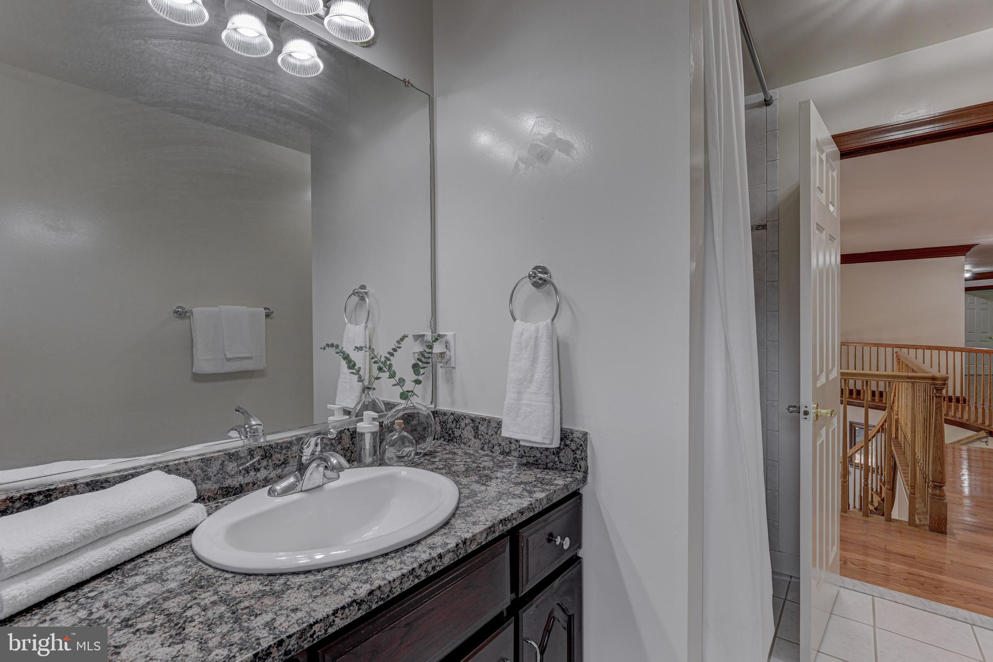 2172 Misty Meadow Road Finksburg, MD 21048 - Photo 87 of 118 Full bathroom 2, granite counters.