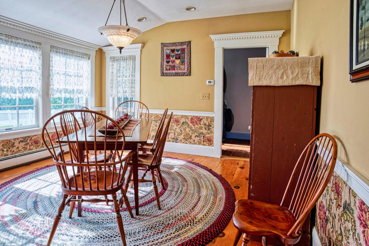 85 Bristol Road Damariscotta, ME 04543 - Photo 14 of 36 1-Dining 1-mod jkd