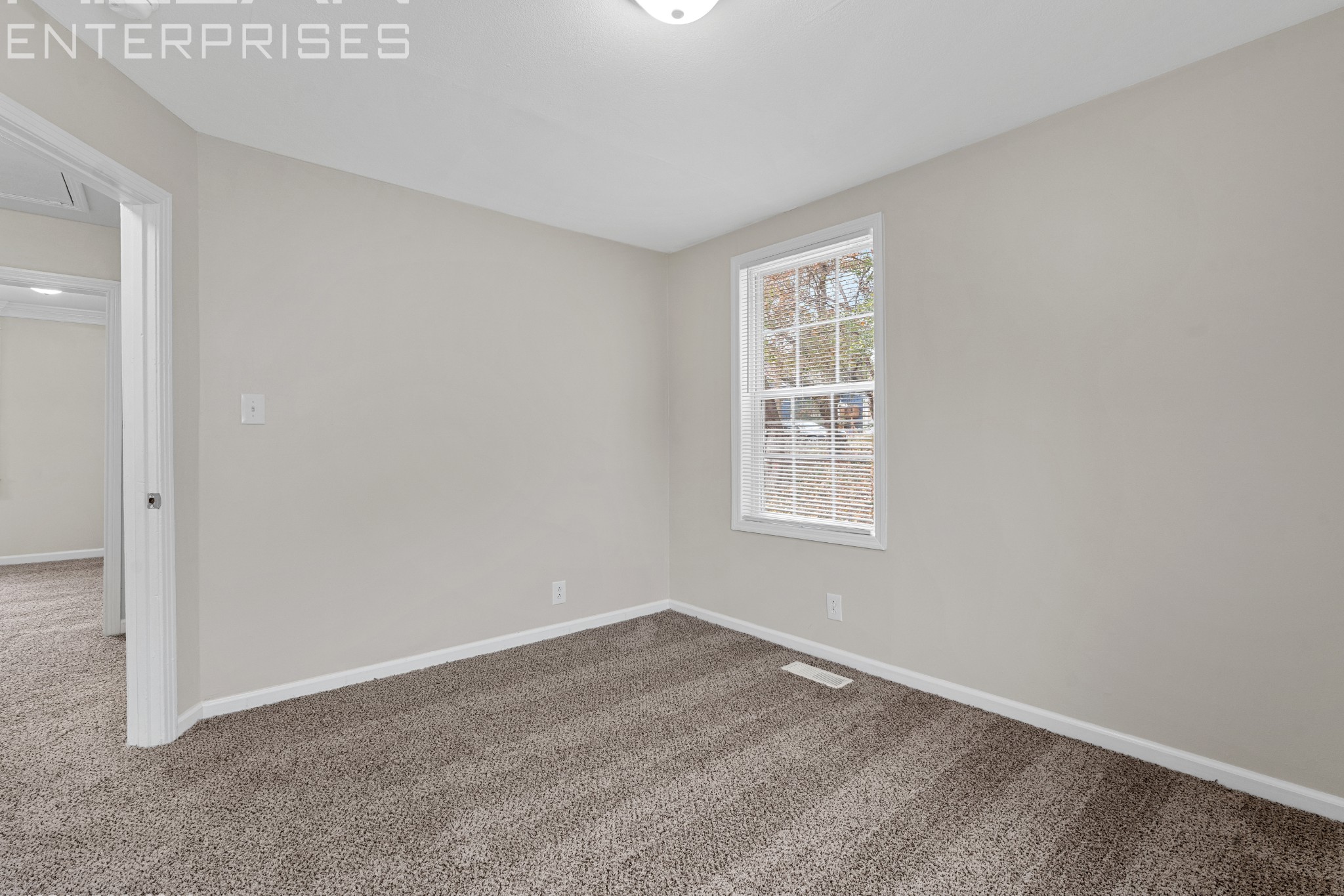 106 Valley View Circle Clarksville, TN 37040 - Photo 10 of 12