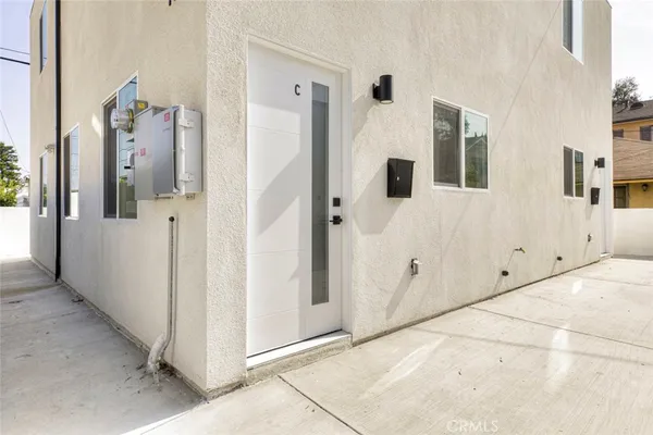 $3,800 | 1070 Allen Avenue, Unit C, Glendale, CA 91201
