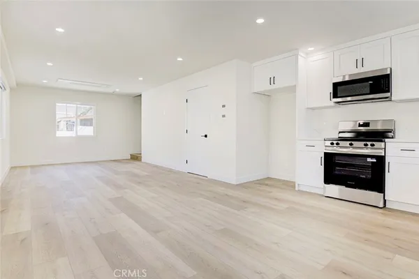 $3,800 | 1070 Allen Avenue, Unit C, Glendale, CA 91201