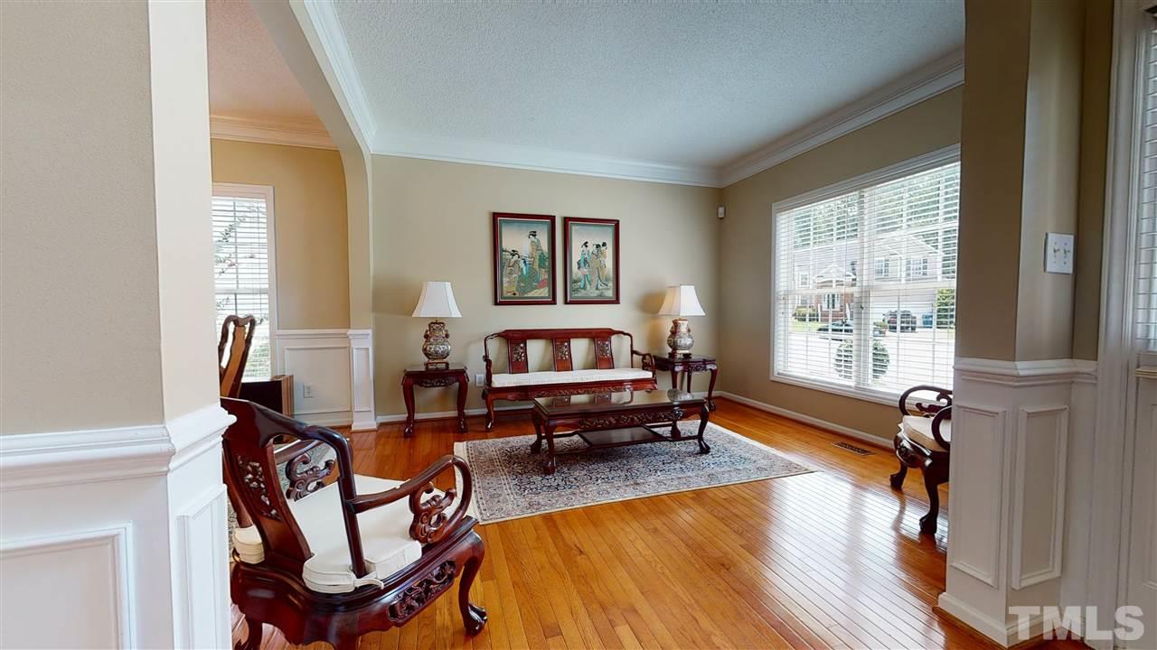 8712 Springhouse Lane Raleigh, NC 27617 - Photo 4 of 30 Gallery Image 4