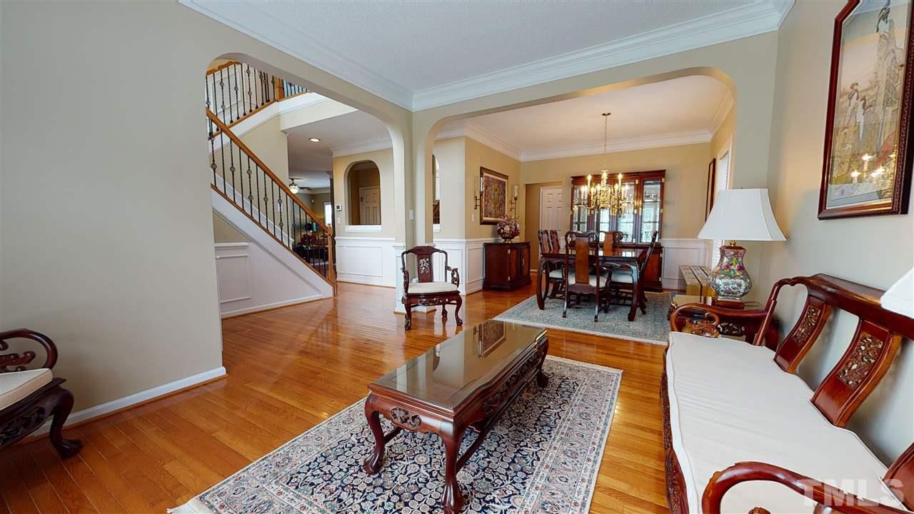 8712 Springhouse Lane Raleigh, NC 27617 - Photo 5 of 30 Gallery Image 5