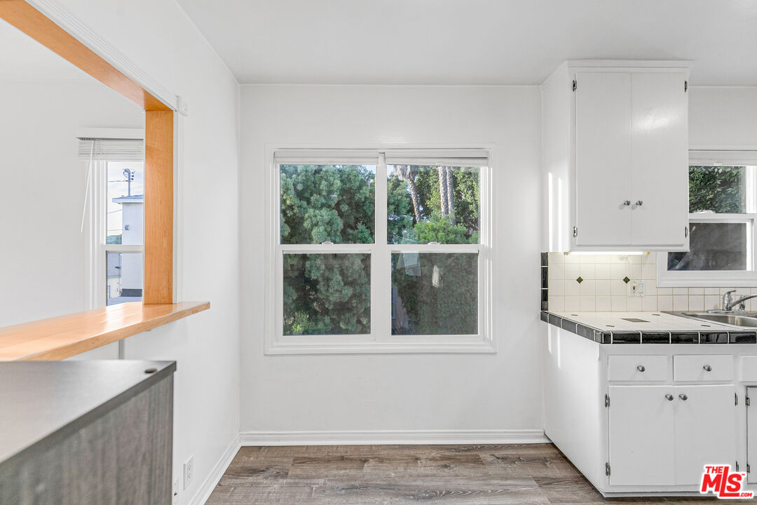 1352 Ocean Park Boulevard, Unit F Santa Monica, CA 90405 - Photo 4 of 13