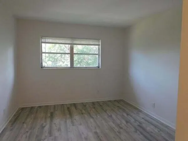 $2,350 | 640 Southeast 2nd Avenue, Unit 212, Boynton Beach, FL 33435