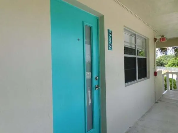 $2,350 | 640 Southeast 2nd Avenue, Unit 212, Boynton Beach, FL 33435