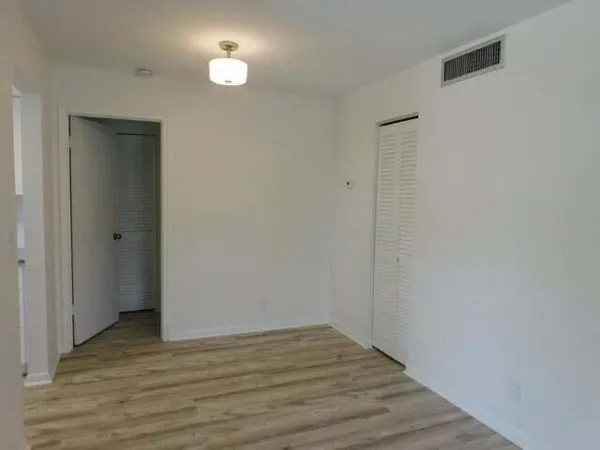 $2,350 | 640 Southeast 2nd Avenue, Unit 212, Boynton Beach, FL 33435