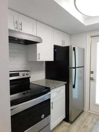 $2,350 | 640 Southeast 2nd Avenue, Unit 212, Boynton Beach, FL 33435