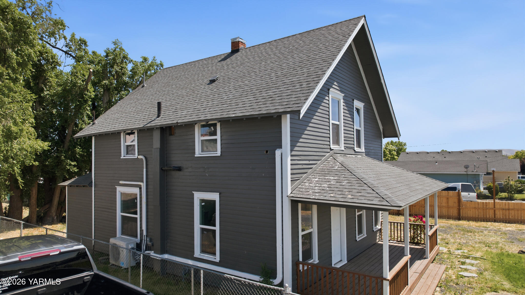 503 Grandridge Road Grandview, WA 98930 - Photo 29 of 32 DJI_0483