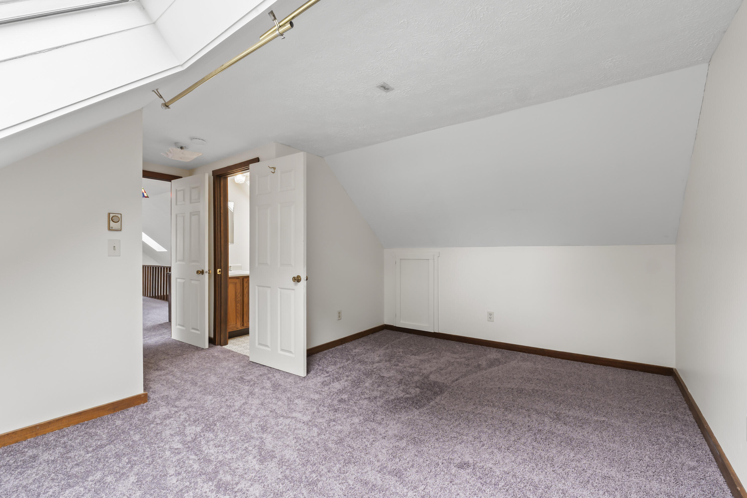 61 Ward Circle, Unit 61 Brunswick, ME 04011 - Photo 35 of 55 Upstairs bedroom 3