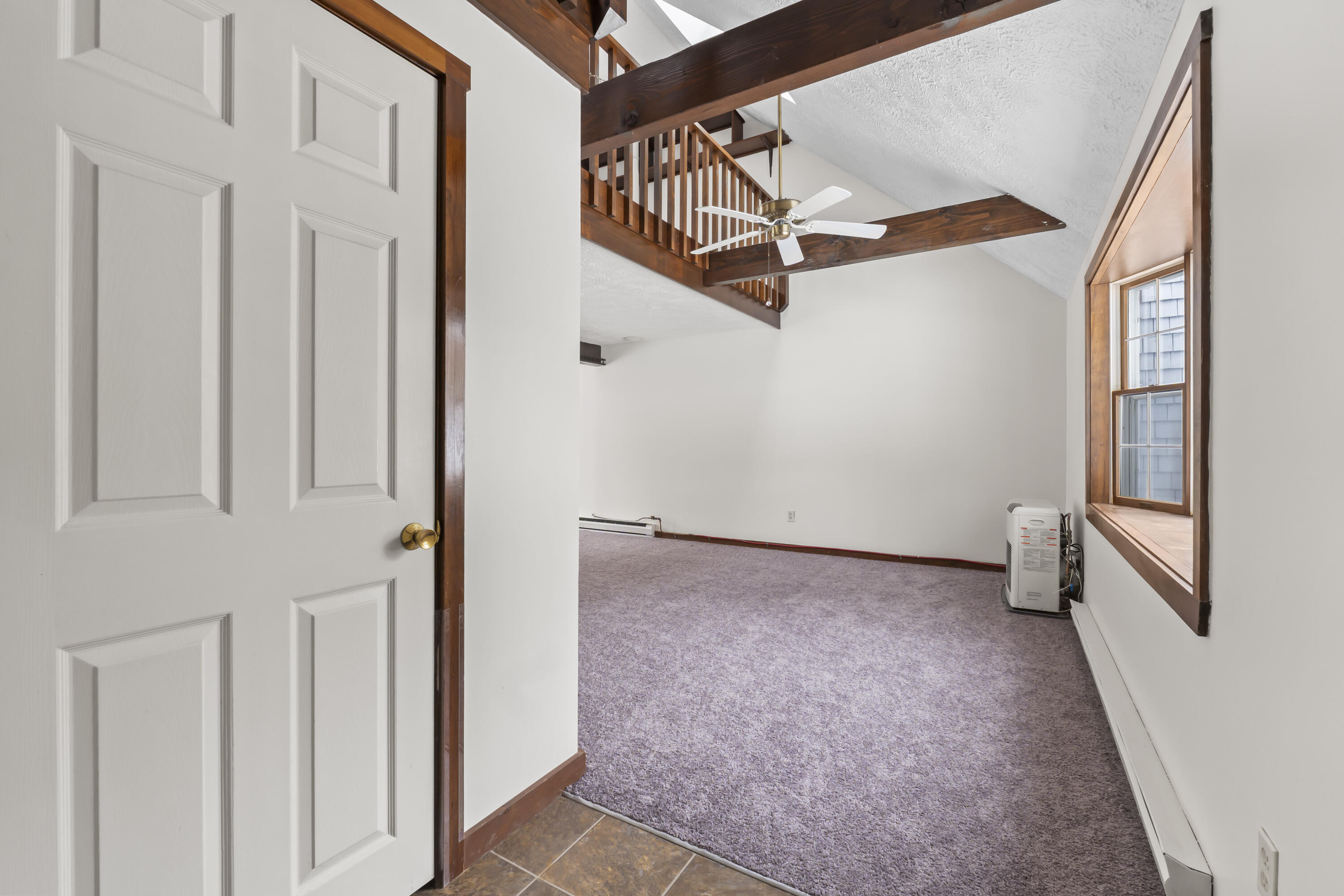 61 Ward Circle, Unit 61 Brunswick, ME 04011 - Photo 6 of 55 Front door inside entry