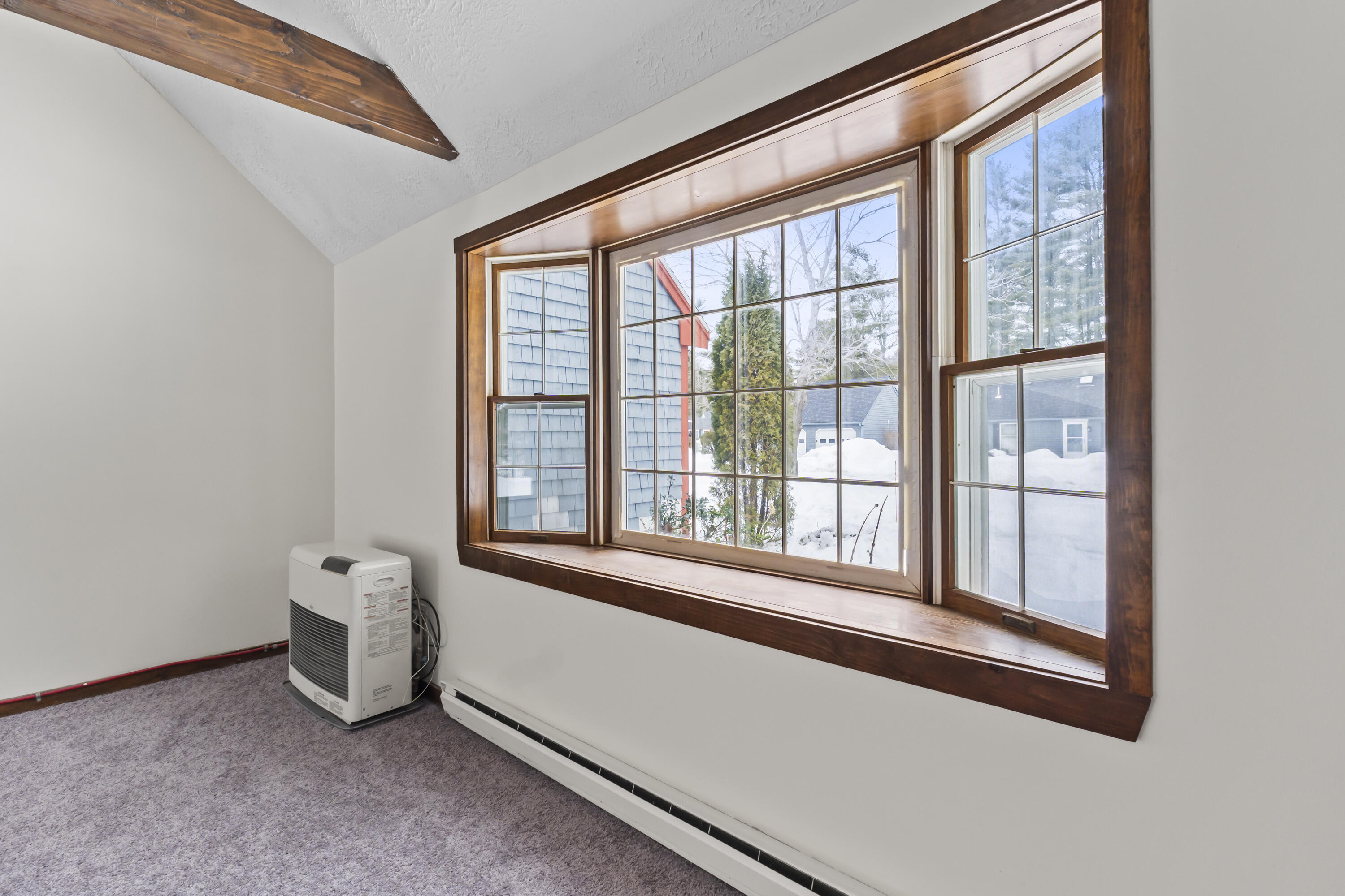 61 Ward Circle, Unit 61 Brunswick, ME 04011 - Photo 8 of 55 Downstairs bay window