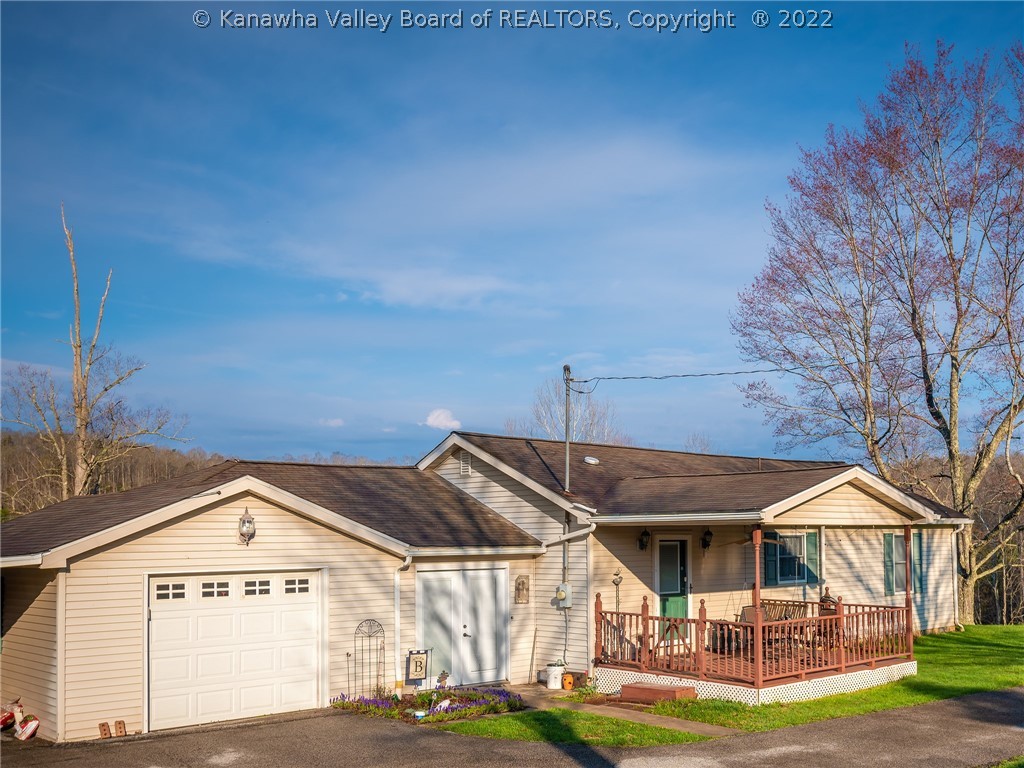 6250 Allens Fork Road Charleston, WV 25320 - Photo 3 of 25 Gallery Image 3