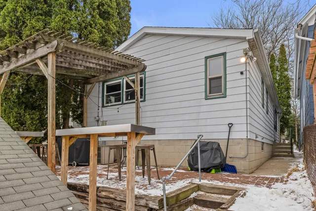 $375,000 | 2917 South Wentworth Avenue, Milwaukee, WI 53207