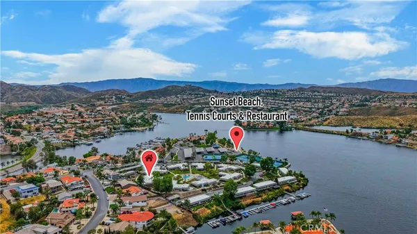 $2,600 | 22392 Canyon Club Drive, Canyon Lake, CA 92587