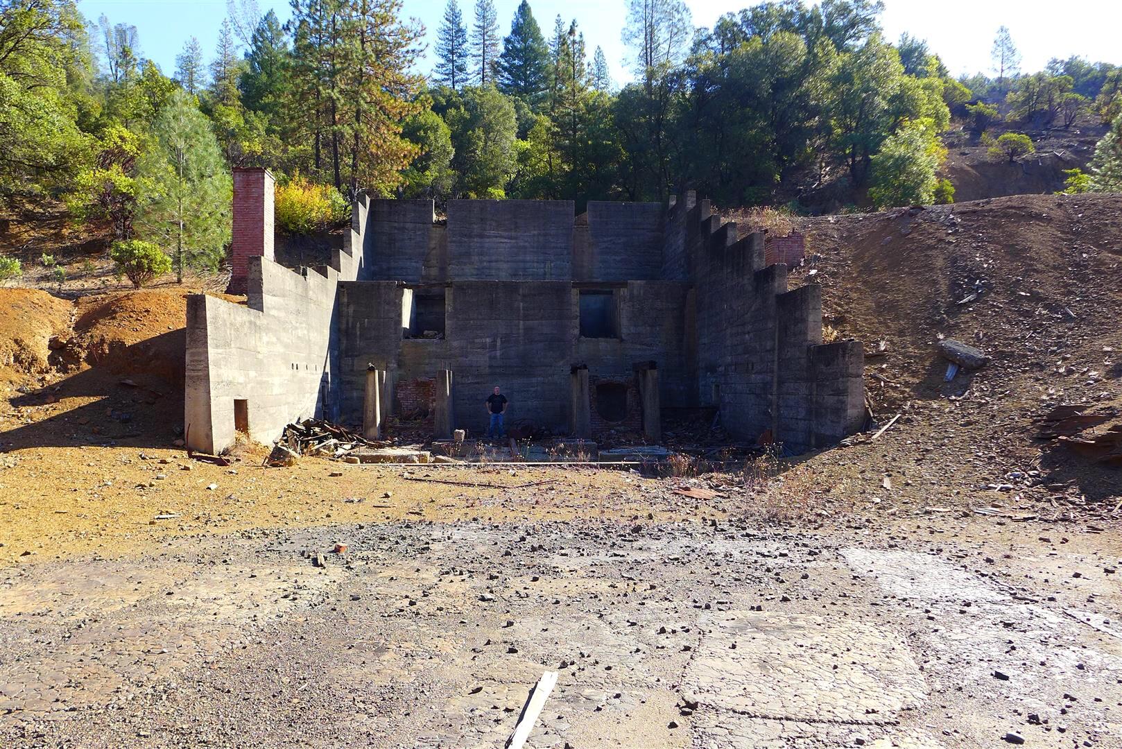 Ca-299 Oak Run, CA 96069 - Photo 26 of 34 a house view with a outdoor space