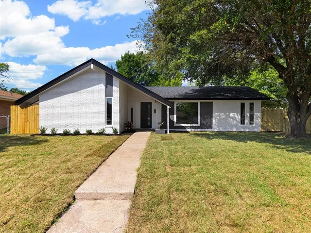 $365,000 | 3819 Kimball Ridge Circle, Dallas, TX 75233