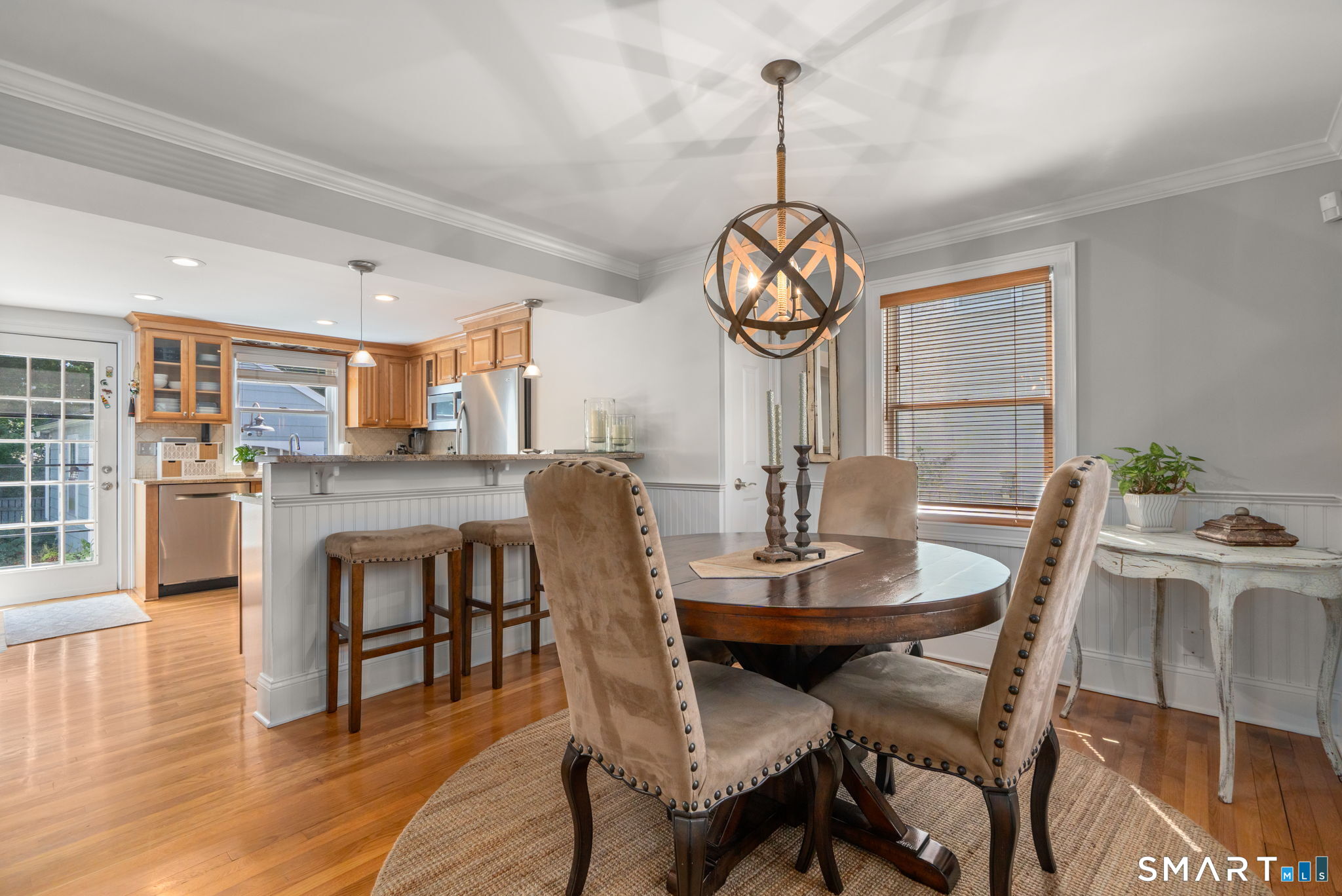 717 Riverside Drive Fairfield, CT 06824 - Photo 12 of 37 Gallery Image 12