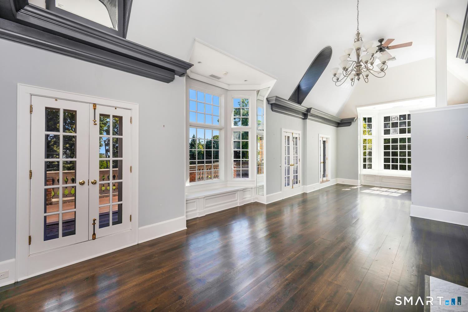 21 Point Road Norwalk, CT 06854 - Photo 17 of 36 Gallery Image 17