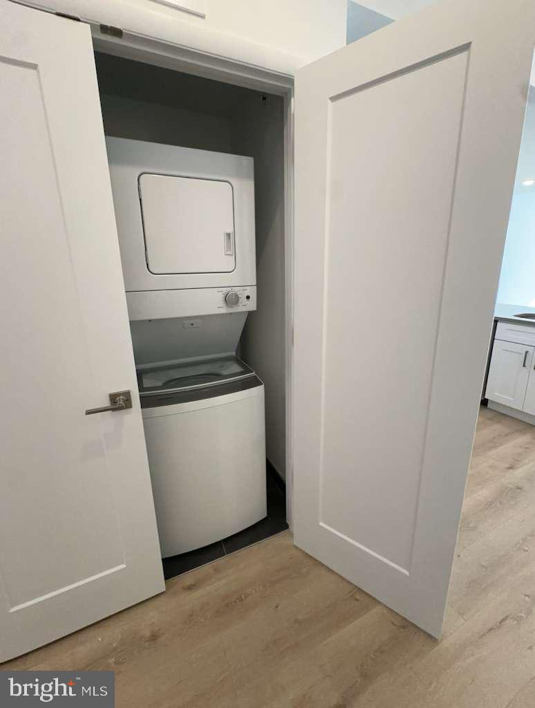 7248 Rising Sun Avenue Philadelphia, PA 19111 - Photo 21 of 38 Apt washer/dryer