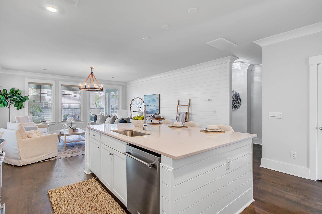 2830 Backman Street Mount Pleasant, SC 29466 - Photo 12 of 49 14