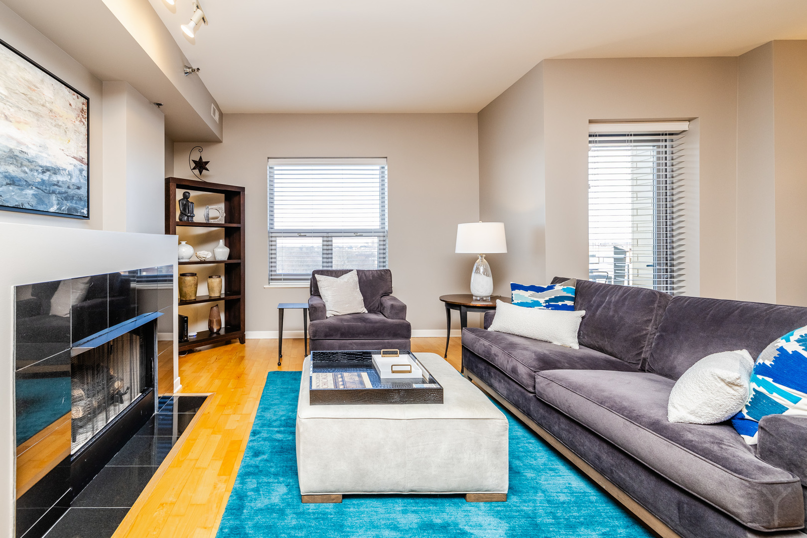 4350 North Broadway, Unit 906 Chicago, IL 60613 - Photo 8 of 36