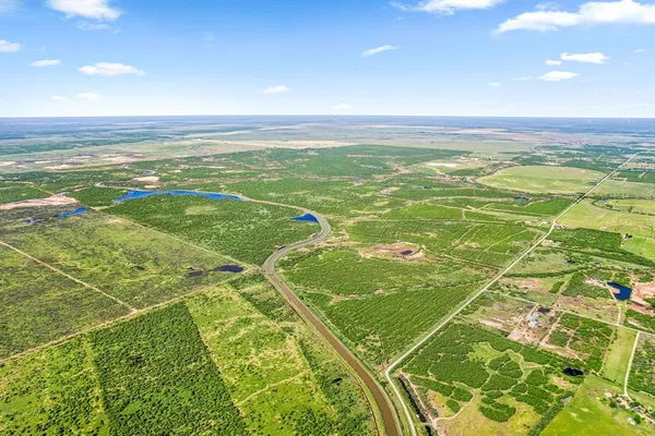 $5,716,000 | 6213 Headquarters Road, Iowa Park, TX 76367