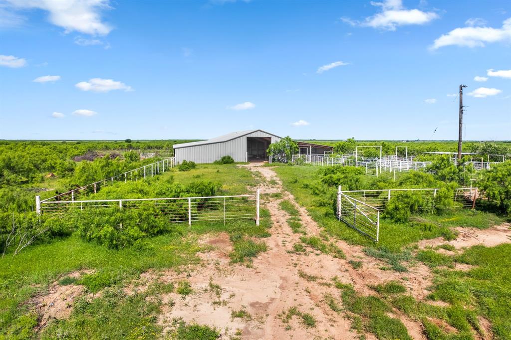 6213 Headquarters Road Iowa Park, TX 76367 - Photo 9 of 34 a view of a garden