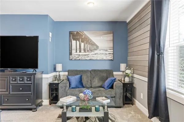 $685,000 | 2610 Riverside Drive, Lexington, NC 27292