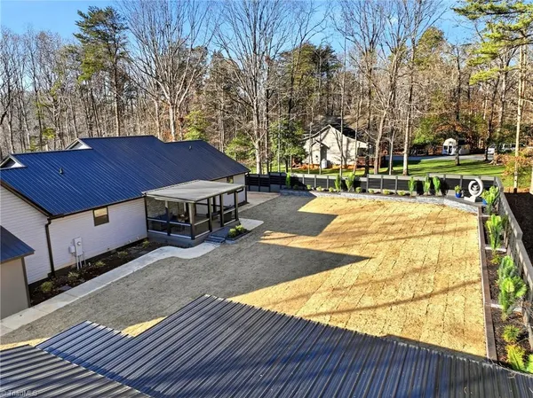 $685,000 | 2610 Riverside Drive, Lexington, NC 27292