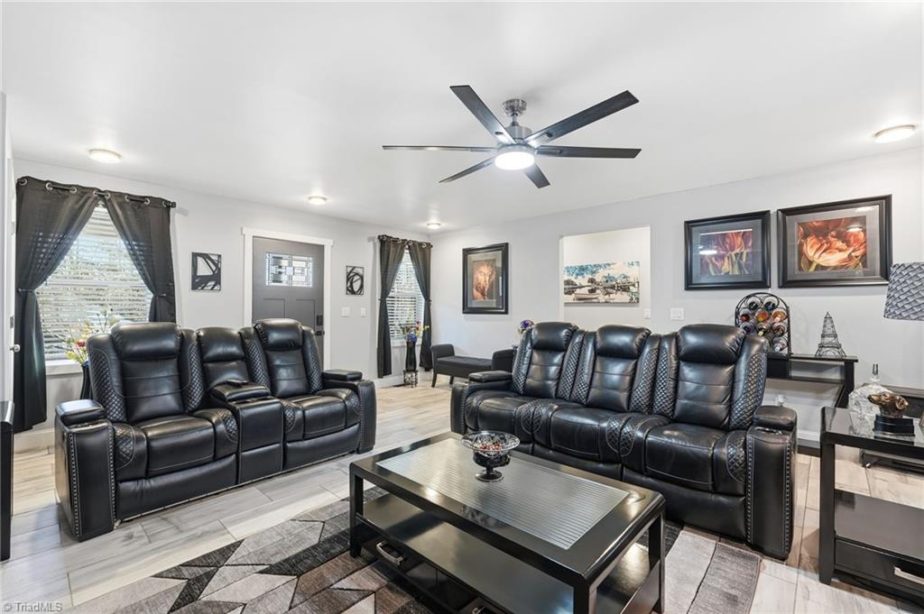 2610 Riverside Drive Lexington, NC 27292 - Photo 6 of 35