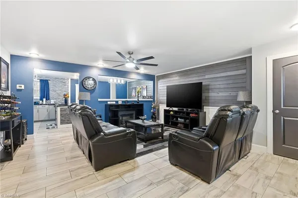 $685,000 | 2610 Riverside Drive, Lexington, NC 27292
