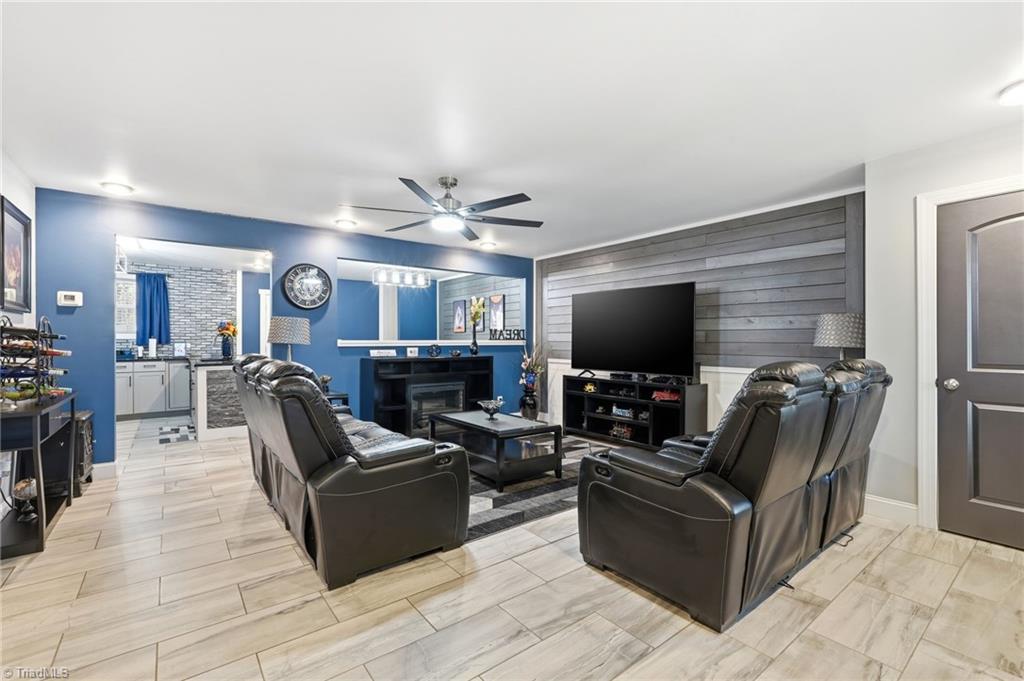 2610 Riverside Drive Lexington, NC 27292 - Photo 7 of 35