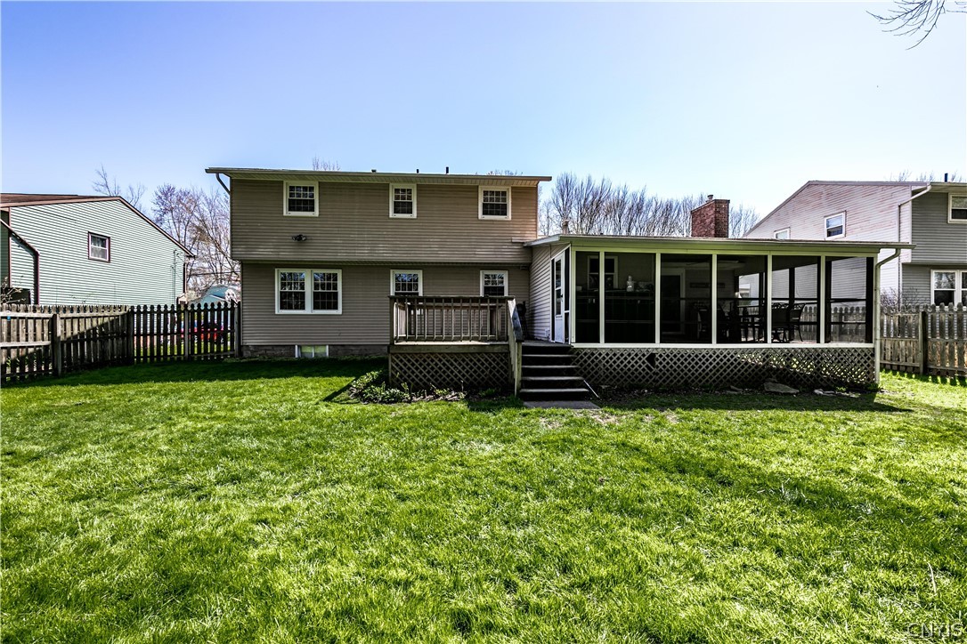 8037 Princess Path Liverpool, NY 13090 - Photo 4 of 48 Gallery Image 4