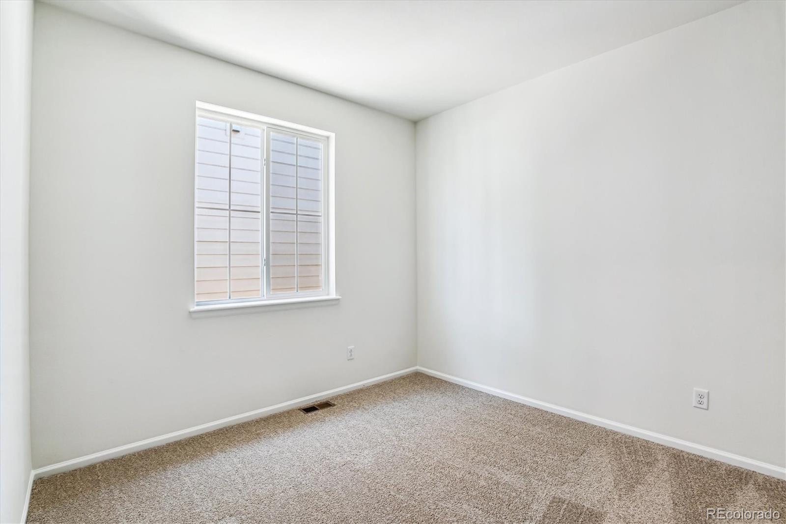 624 Penn Road Elizabeth, CO 80107 - Photo 3 of 22 Gallery Image 3