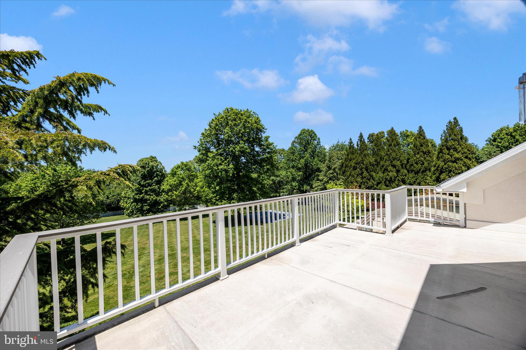 21612 Ripplemead Drive Gaithersburg, MD 20882 - Photo 69 of 129 Balcony