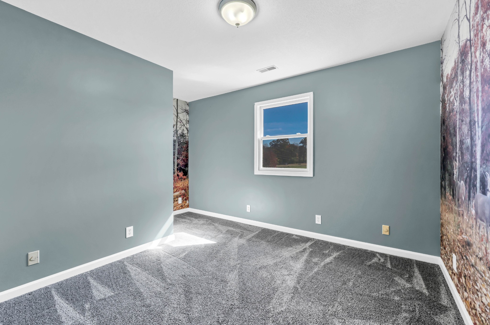 2753 Jarrell Ridge Road Clarksville, TN 37043 - Photo 35 of 80 a view of an empty room with a window