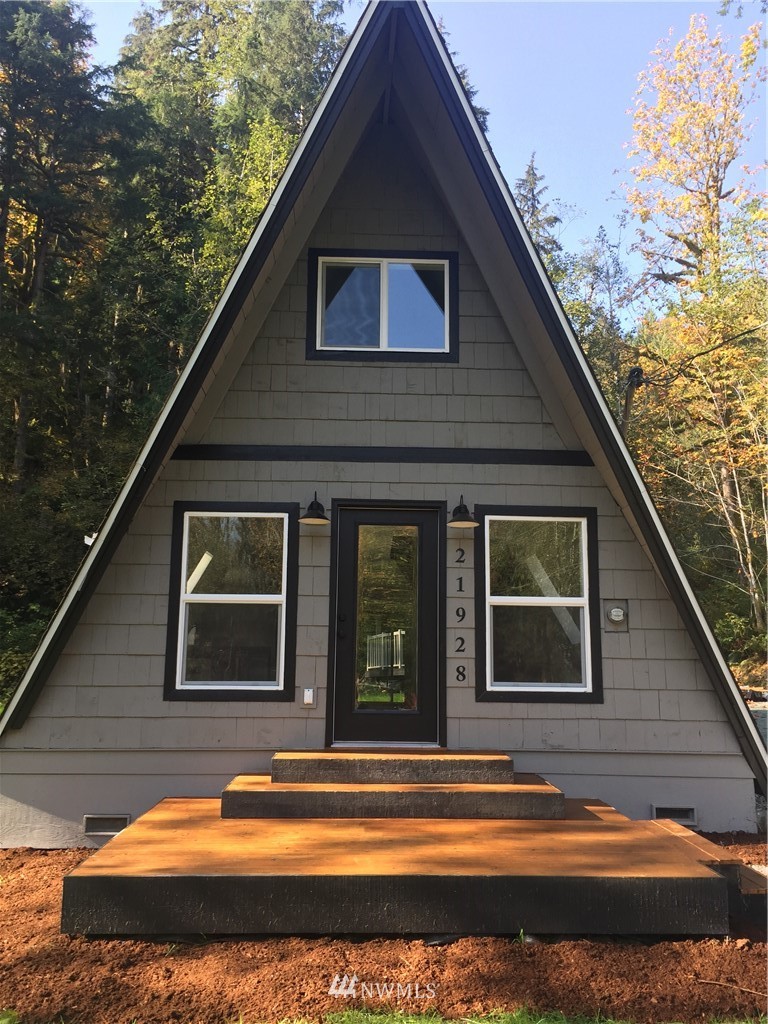 21928 Alder Loop Road Gold Bar, WA 98251 - Photo 1 of 27