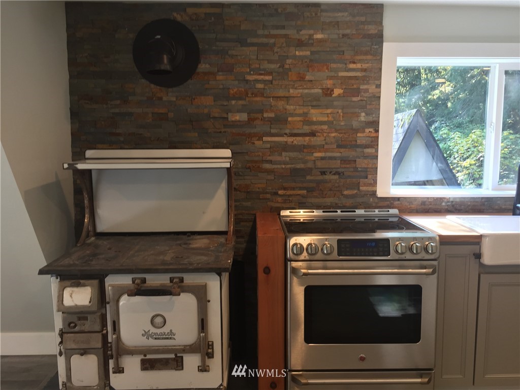 21928 Alder Loop Road Gold Bar, WA 98251 - Photo 10 of 27