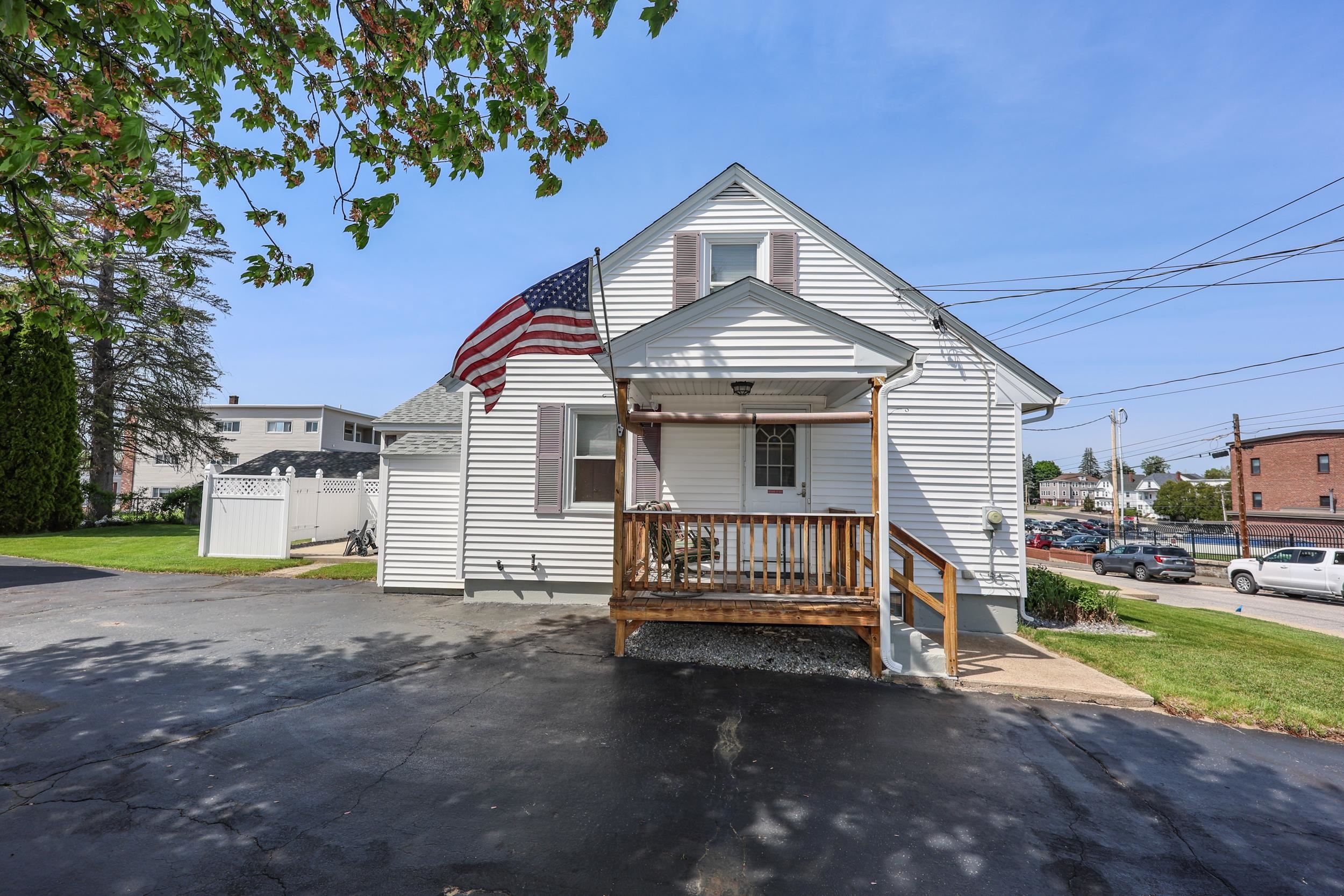 36 Alsace Street Manchester, NH 03102 - Photo 4 of 43